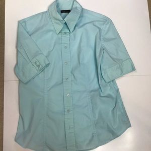 Light mint green short sleeve button down